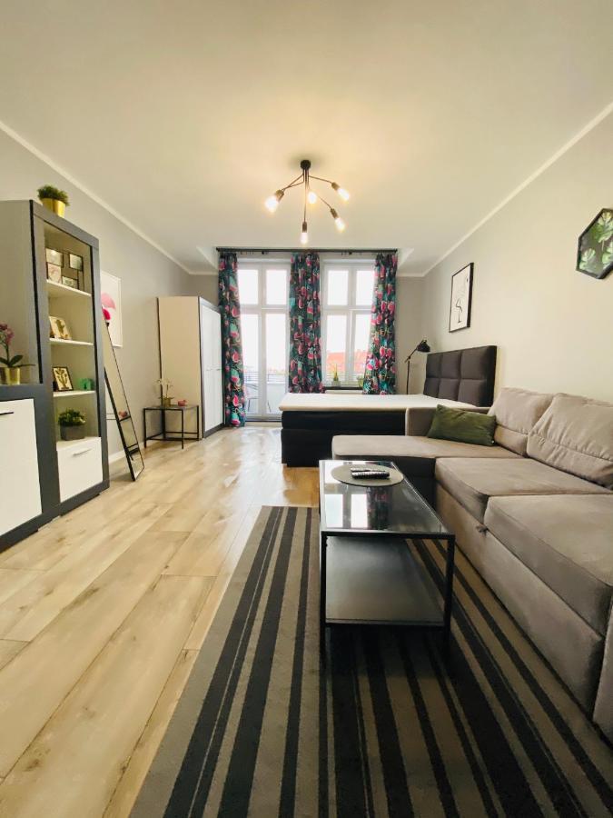 Apartament Flaming Z Balkonem - Scisle Centrum Naprzeciwko Pkp I Pks - Self Check In - Darmowy Parking - Pozne Wymeldowanie - Wystawiamy Fv Opole Ngoại thất bức ảnh